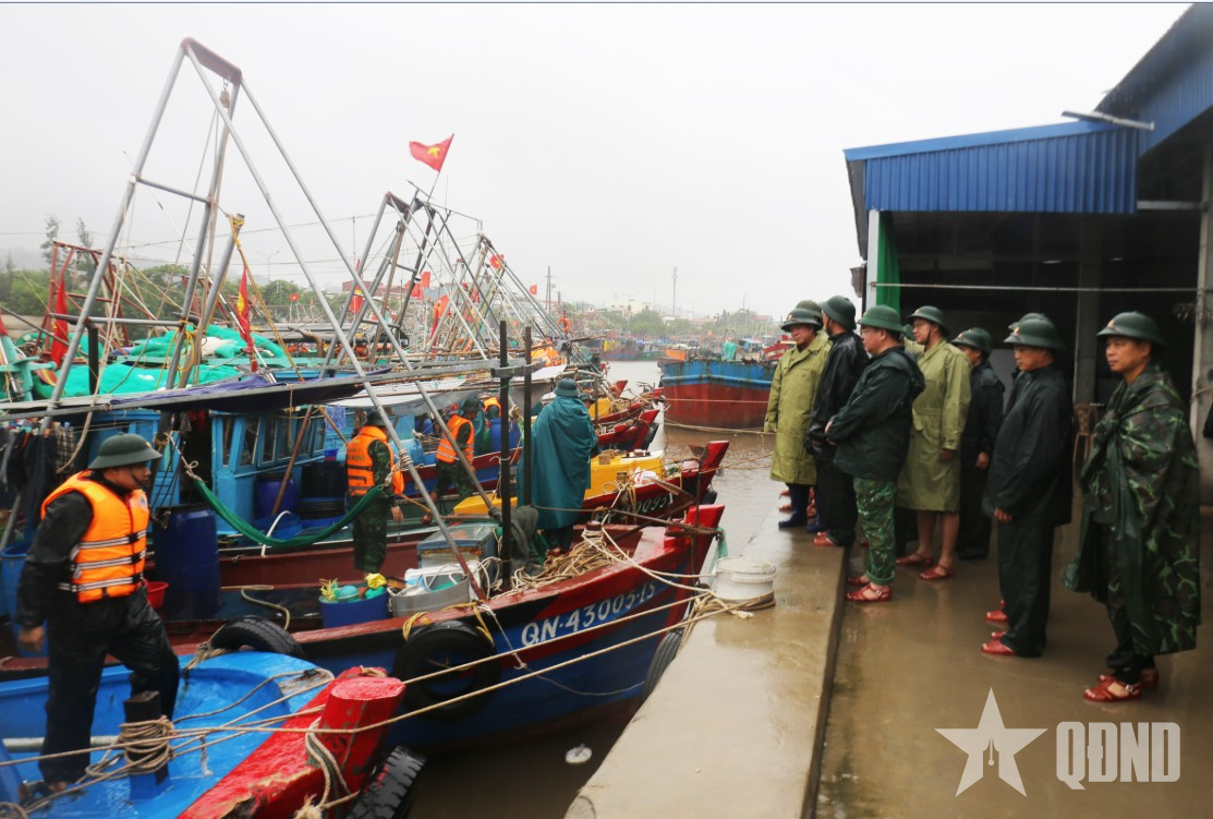 Quân khu 3 phát huy hiệu quả “4 tại chỗ” trong ứng phó bão số 4